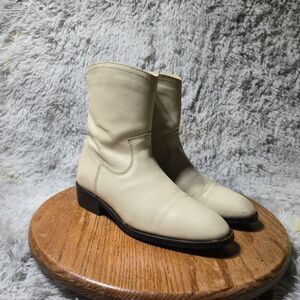 Zara Boots Women Size 5.5-6 EU 36 Leather Cream Ivory  Western Cowboy Ankle Boot